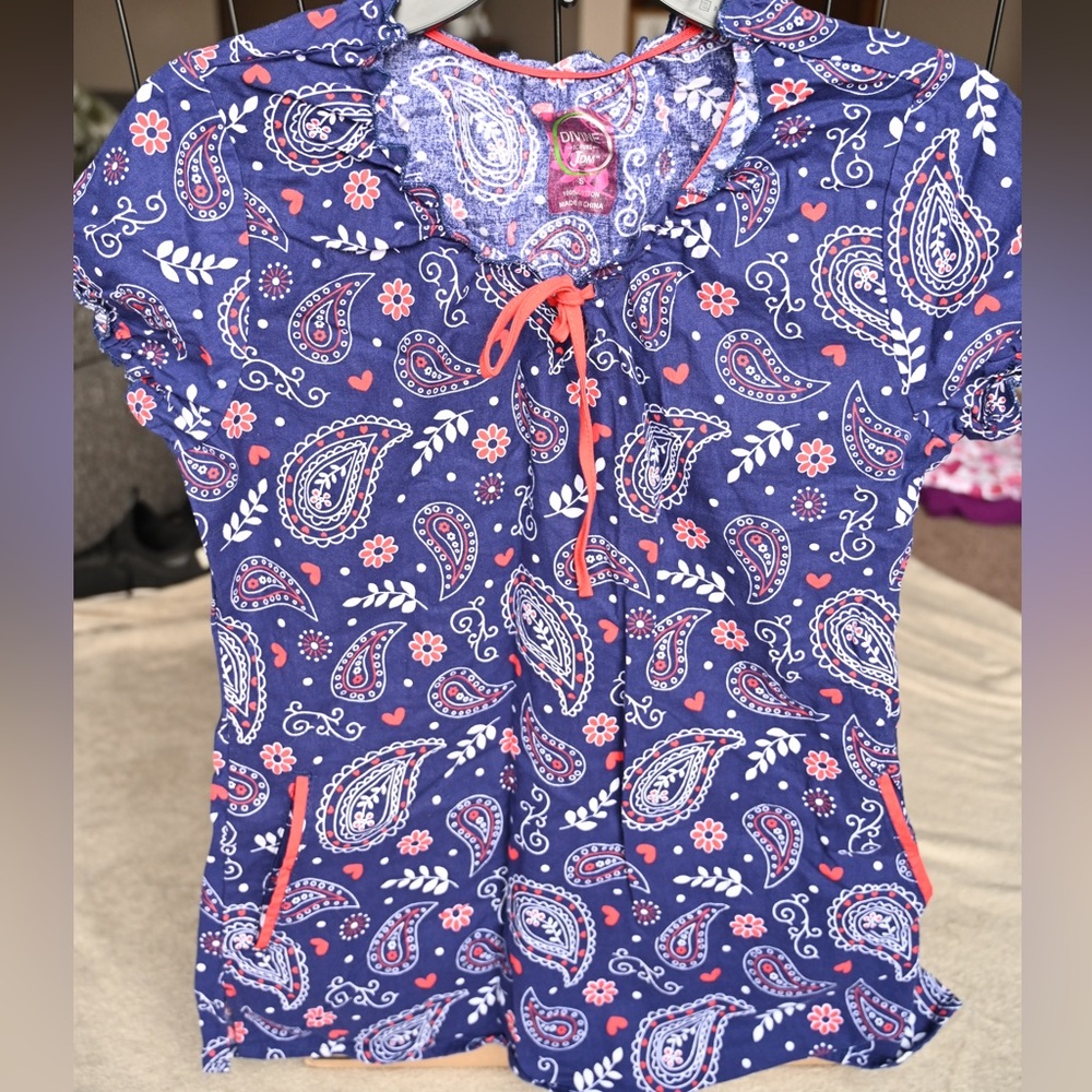 Red, White, & Blue Paisley Scrunched Scrub Top